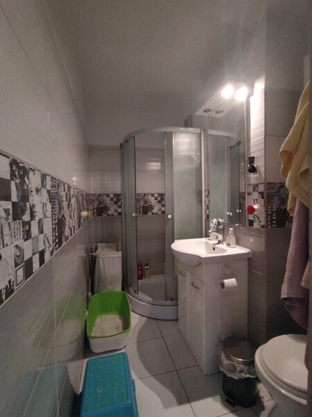 Basarabia - Stadionul National Vanzare 4 camere decomandat
